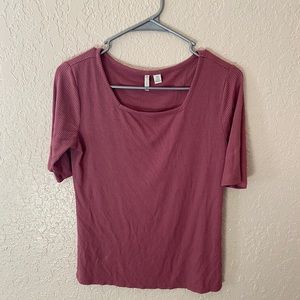 Mauve knit blouse